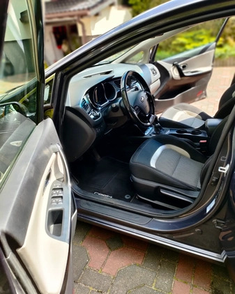 Kia Ceed cena 43900 przebieg: 168000, rok produkcji 2016 z Kąty Wrocławskie małe 121
